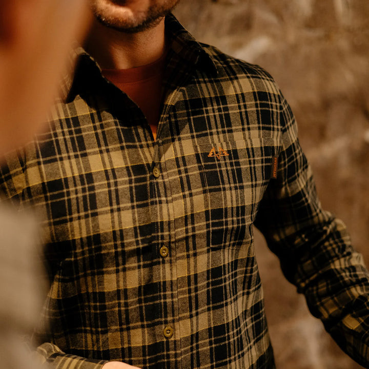 Ultra_BLANK_Shirt_BLANK_400_BLANK_grün